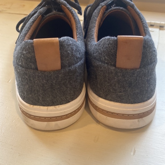 Clark’s Unstructured Un Maui Lace Sneaker in Grey - Picture 6 of 11